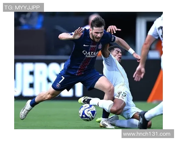 兰斯与勒阿弗尔的激烈对决谁能在法甲赛场上笑到最后